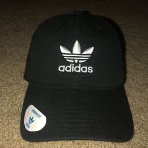 NWT- WOMANS ADIDAS HAT